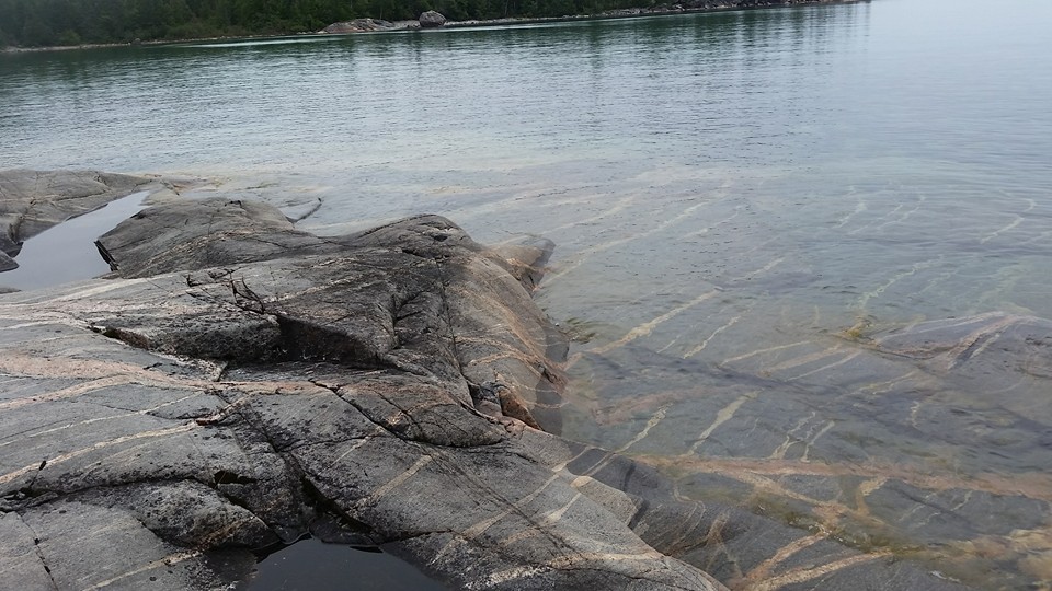 fine lines under water